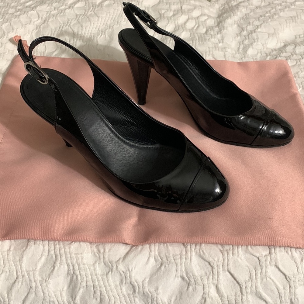 Chanel Black Patent Leather Cap Toe Slingback Pumps